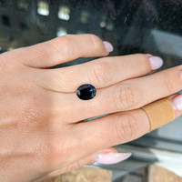 3.14 Ct. Blue Sapphire from Ceylon (Sri Lanka) Life Style