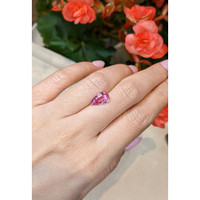 2.26 Ct. Pink Sapphire from Ceylon (Sri Lanka) Life Style