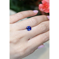 2.02 Ct. Blue Sapphire from Ceylon (Sri Lanka) Life Style