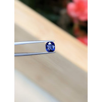 2.02 Ct. Blue Sapphire from Ceylon (Sri Lanka) Life Style