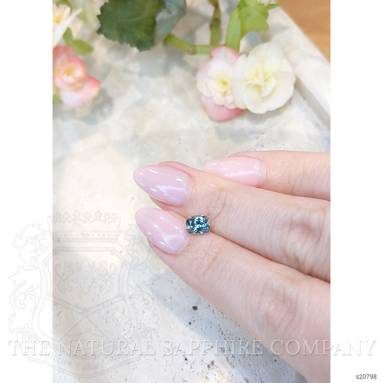 0.95 Ct. Bluish Green Sapphire from Montana