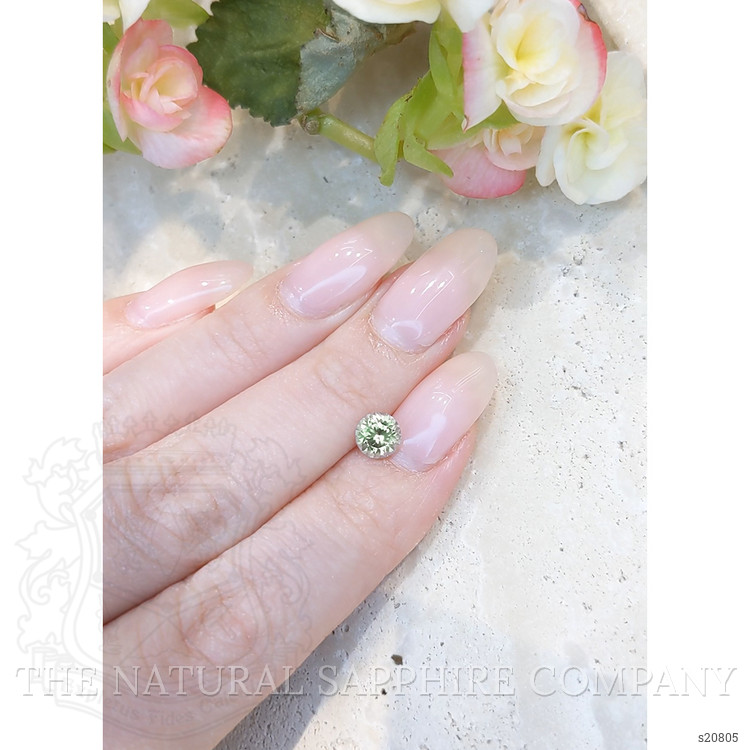 0.97 Ct. Yellowish Green Sapphire from Montana