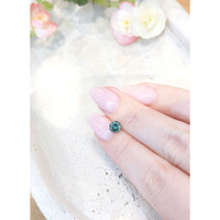 0.98 Ct. Greenish Blue Sapphire from Montana Life Style
