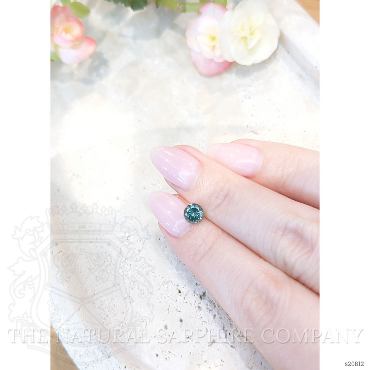 0.98 Ct. Greenish Blue Sapphire from Montana