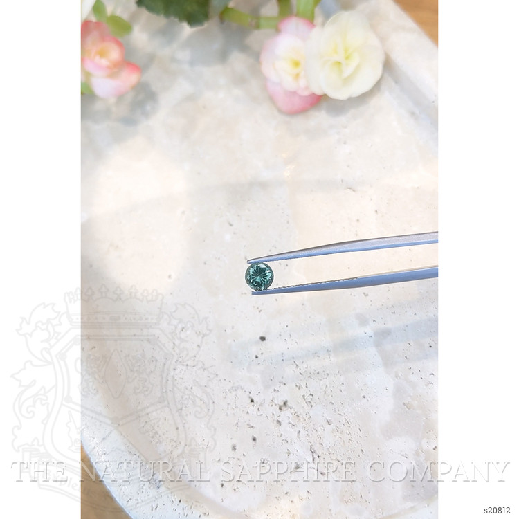 0.98 Ct. Greenish Blue Sapphire from Montana