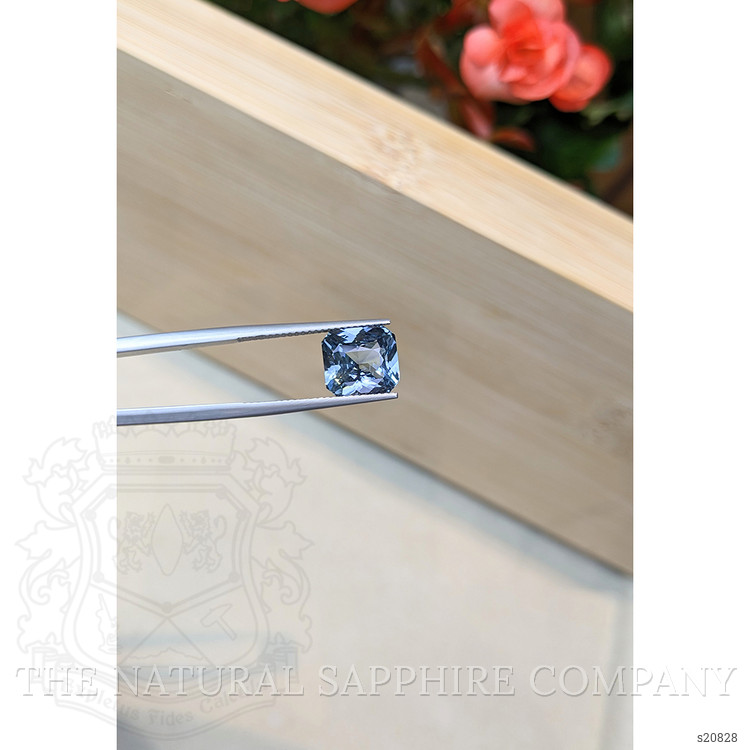 6.02 Ct. Greenish Blue Sapphire from Ceylon (Sri Lanka)