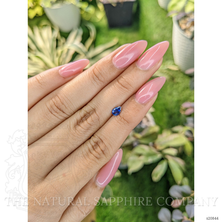 0.39 Ct. Blue Sapphire from Ceylon (Sri Lanka)