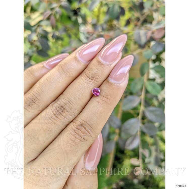 0.46 Ct. Pink Sapphire from Ceylon (Sri Lanka)