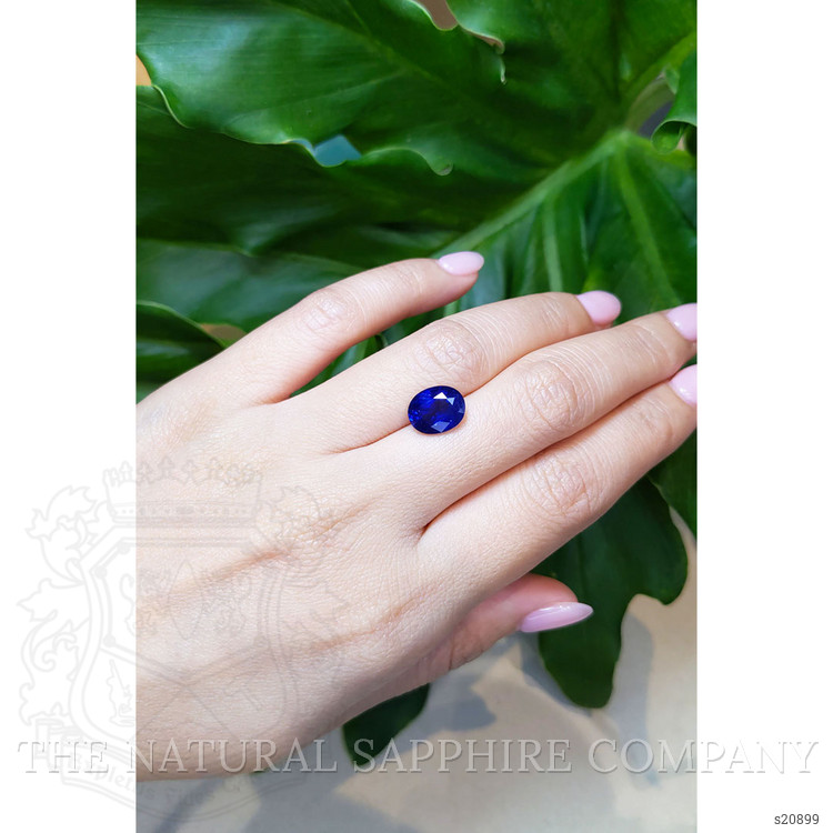 4.03 Ct. Blue Sapphire from Ceylon (Sri Lanka)