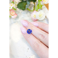 2.99 Ct. Blue Sapphire from Ceylon (Sri Lanka) Life Style