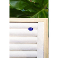 2.92 Ct. Blue Sapphire from Ceylon (Sri Lanka) Life Style