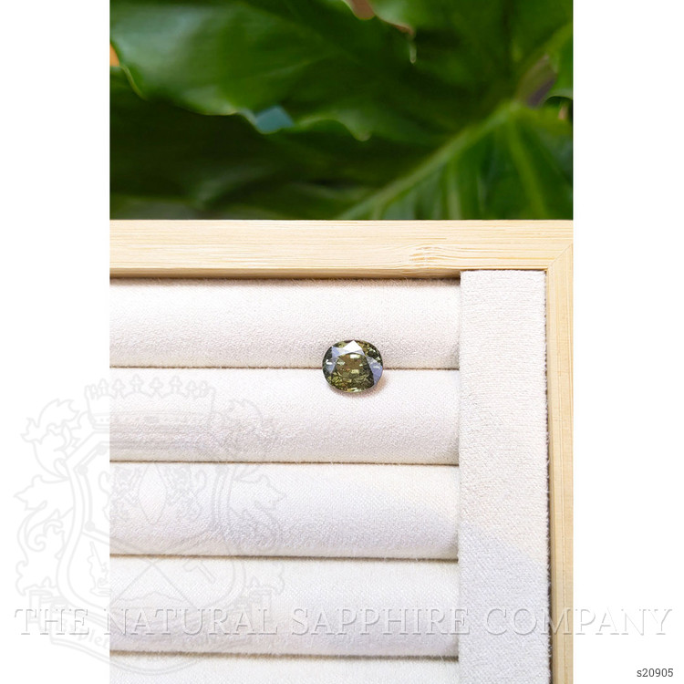 4.22 Ct. Greenish Brown Sapphire from Ceylon (Sri Lanka)