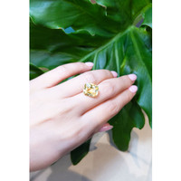 9.11 Ct. Yellow Sapphire from Ceylon (Sri Lanka) Life Style