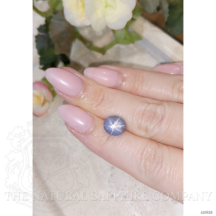 5.89 Ct. Bluish Purple Star Sapphire from Ceylon (Sri Lanka)