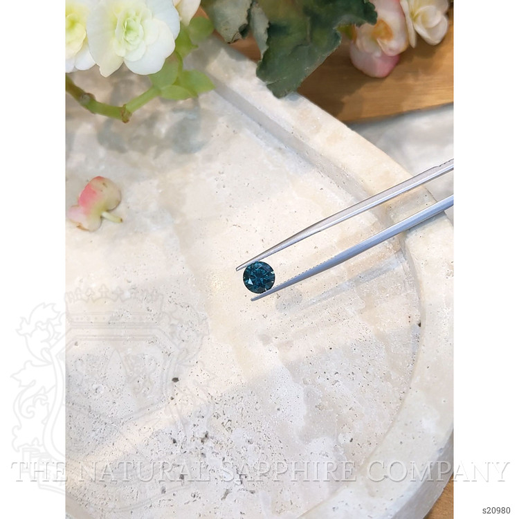 1.63 Ct. Greenish Blue Sapphire from Montana