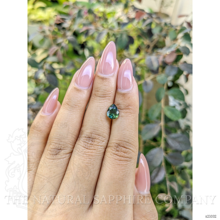 2.04 Ct. Green Sapphire from Ceylon (Sri Lanka)