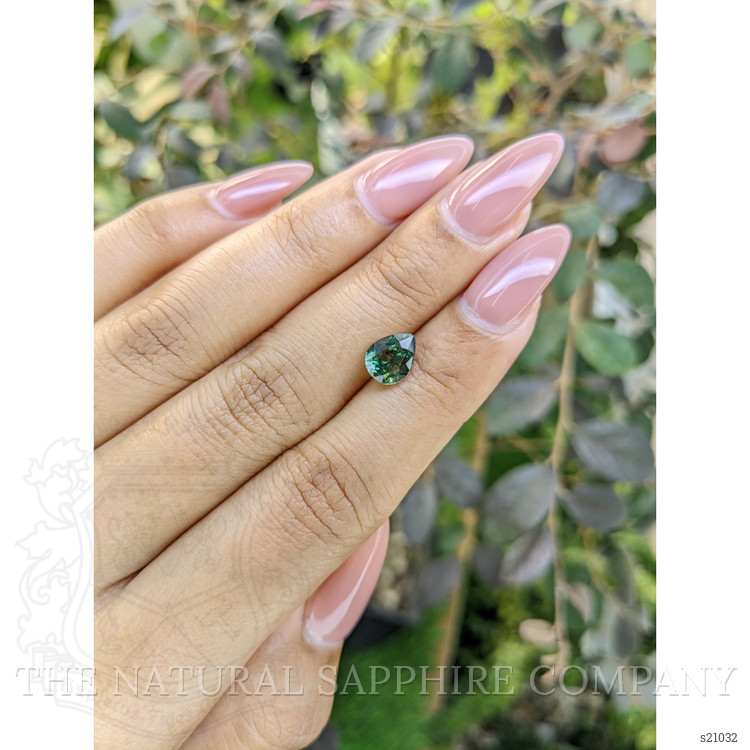2.04 Ct. Green Sapphire from Ceylon (Sri Lanka)