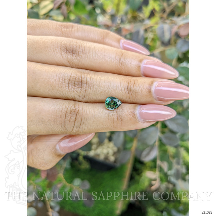 2.04 Ct. Green Sapphire from Ceylon (Sri Lanka)
