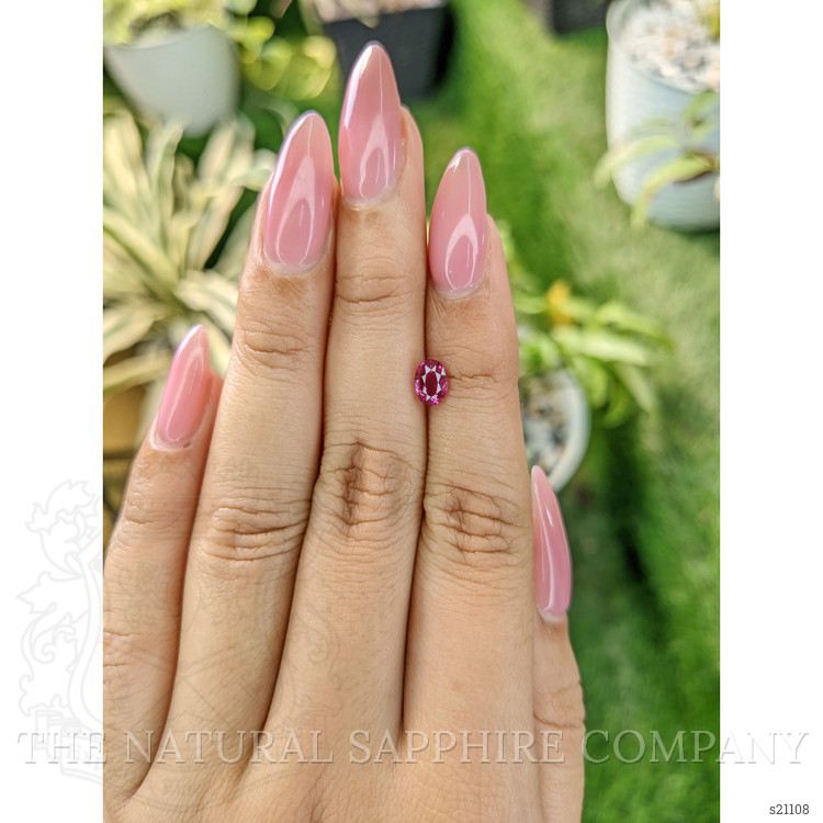 1.04 Ct. Reddish Pink Sapphire from Ceylon (Sri Lanka)