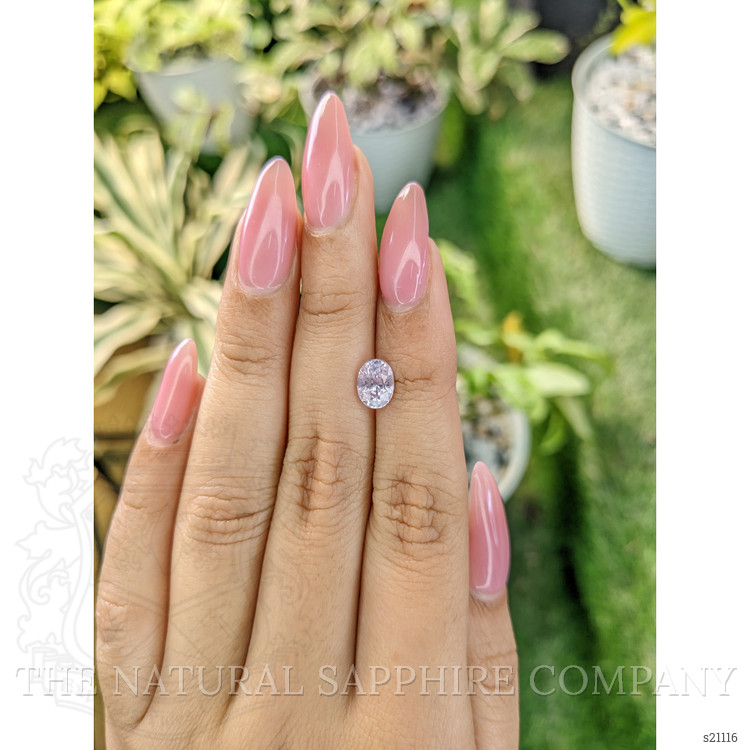 1.60 Ct. Pink Sapphire from Ceylon (Sri Lanka)