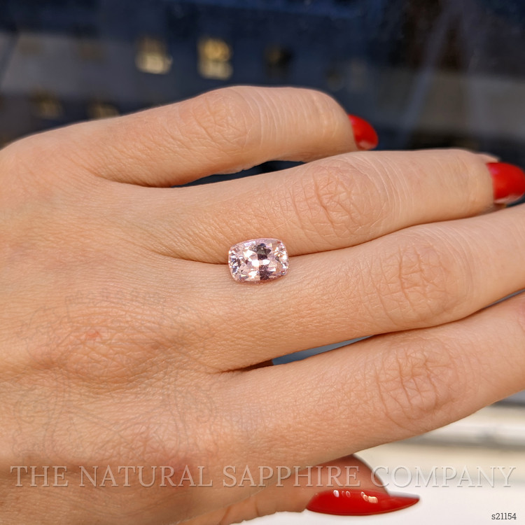 2.52 Ct. Pink Sapphire from Ceylon (Sri Lanka)