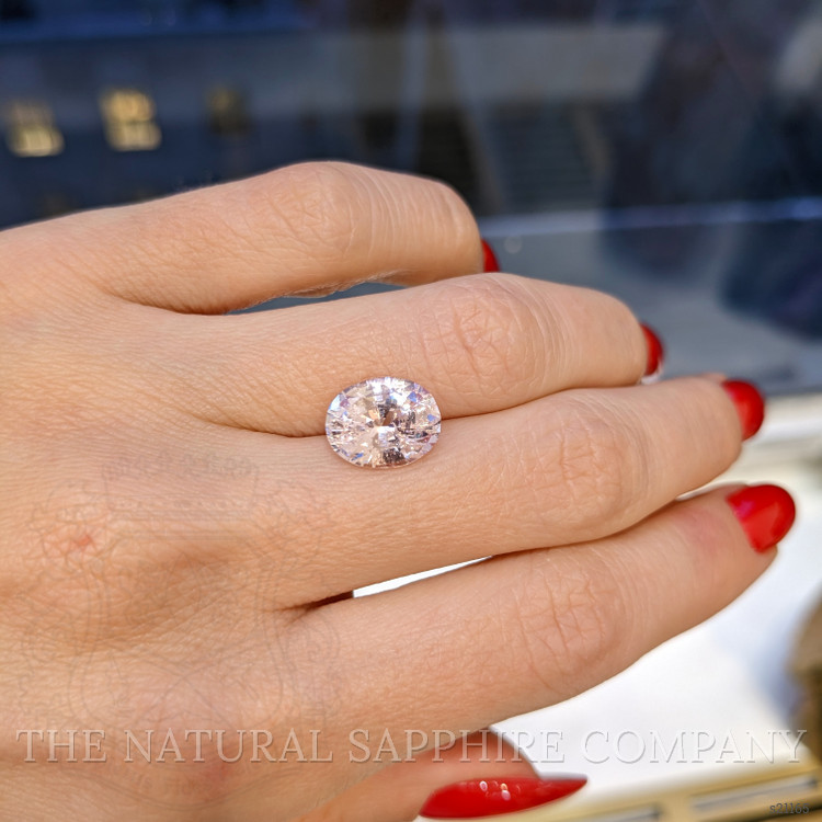 4.13 Ct. Padparadscha Sapphire from Ceylon (Sri Lanka)