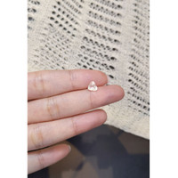 1.00 Ct. Yellow Sapphire from Ceylon (Sri Lanka) Life Style