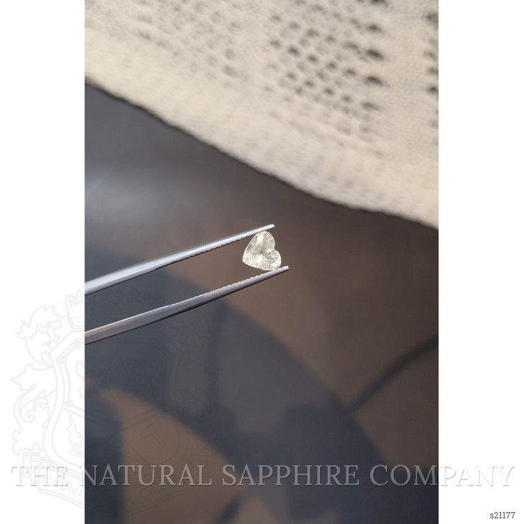 1.00 Ct. Yellow Sapphire from Ceylon (Sri Lanka)