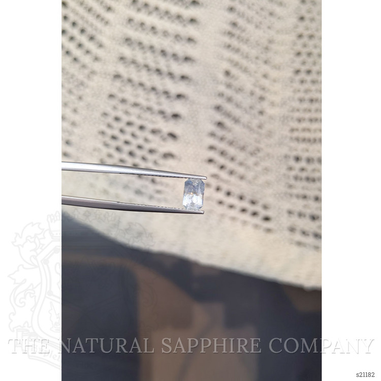 1.17 Ct. Bi Color Sapphire from Ceylon (Sri Lanka)