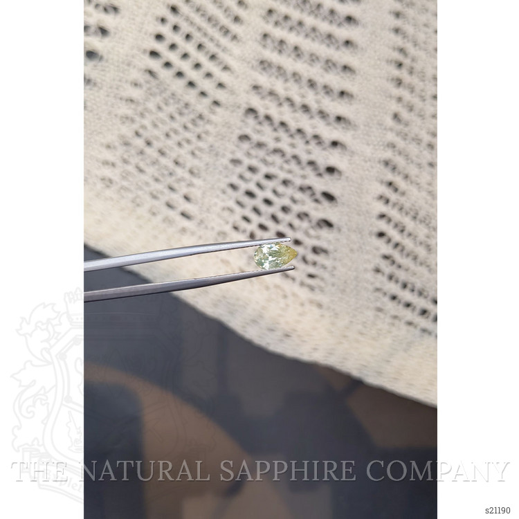 1.25 Ct. Bi Color Sapphire from Ceylon (Sri Lanka)