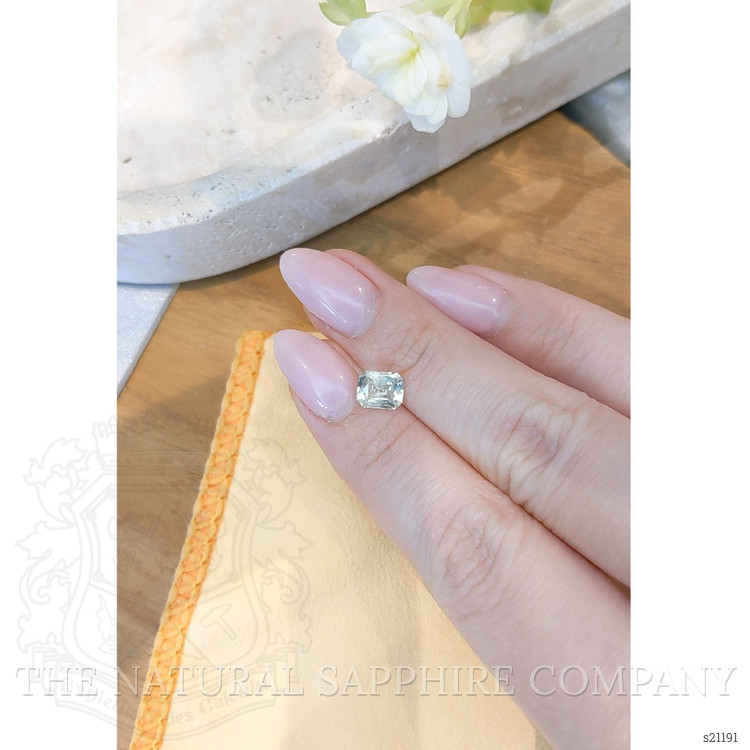 1.39 Ct. Yellow Sapphire from Ceylon (Sri Lanka)