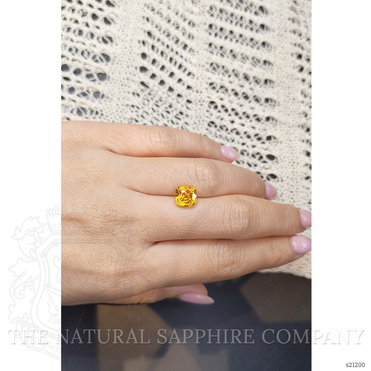3.21 Ct. Yellow Sapphire from Ceylon (Sri Lanka)