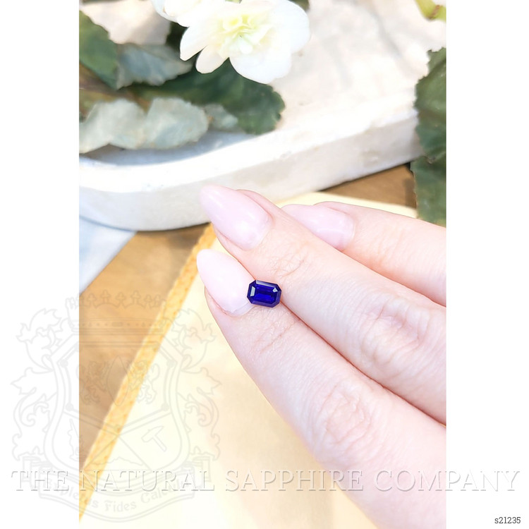 1.09 Ct. Blue Sapphire from Ceylon (Sri Lanka)