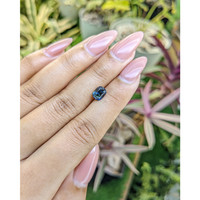 1.58 Ct. Bi Color Sapphire from Ceylon (Sri Lanka) Life Style