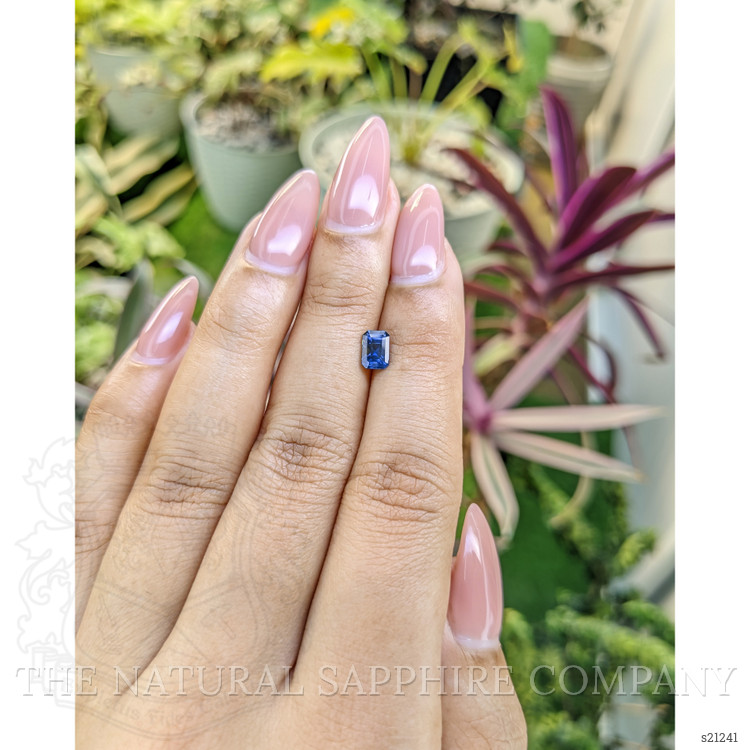 0.81 Ct. Bi Color Sapphire from Ceylon (Sri Lanka)