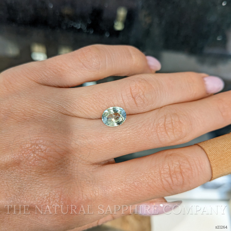 2.40 Ct. Bi Color Sapphire from Ceylon (Sri Lanka)