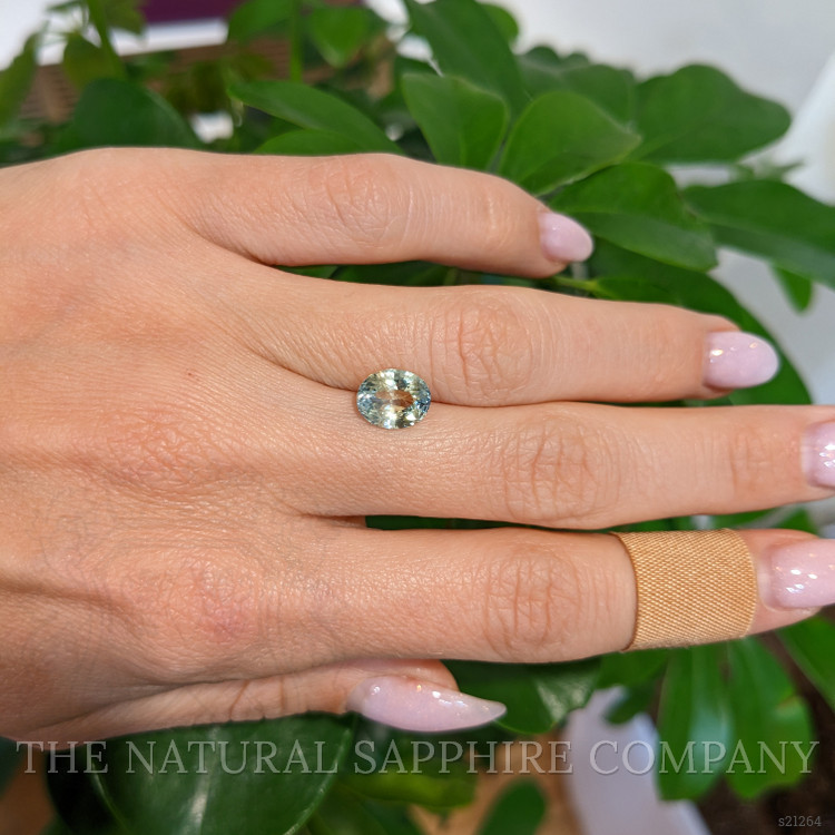 2.40 Ct. Bi Color Sapphire from Ceylon (Sri Lanka)