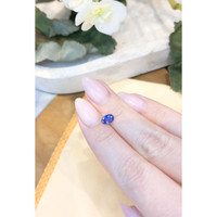 0.81 Ct. Blue Sapphire from Ceylon (Sri Lanka) Life Style