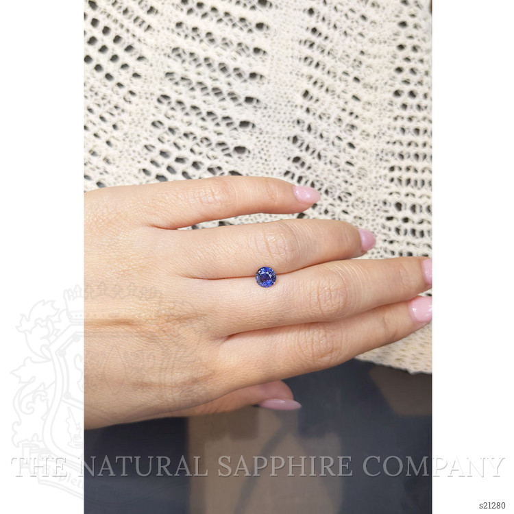 1.01 Ct. Blue Sapphire from Ceylon (Sri Lanka)