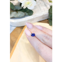 1.42 Ct. Blue Sapphire from Ceylon (Sri Lanka) Life Style