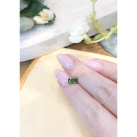 1.29 Ct. Sapphire from Madagascar Life Style