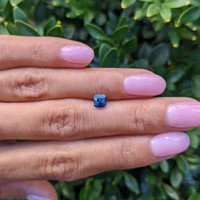 1.05 Ct. Bi Color Sapphire from Madagascar Life Style