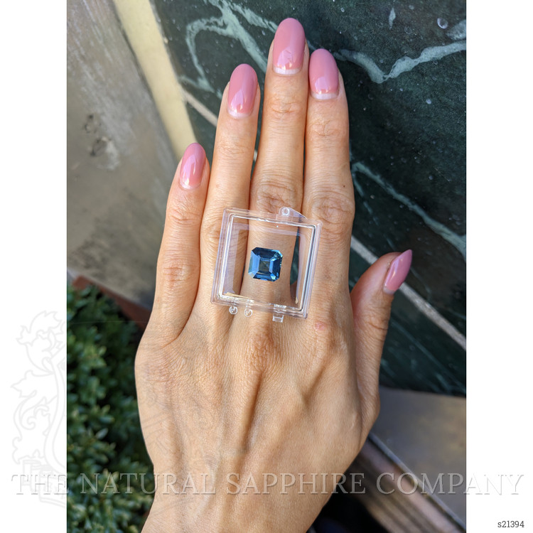 5.06 Ct. Greenish Blue Sapphire from Ceylon (Sri Lanka)