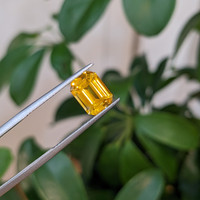 3.06 Ct. Yellow Sapphire from Ceylon (Sri Lanka) Life Style