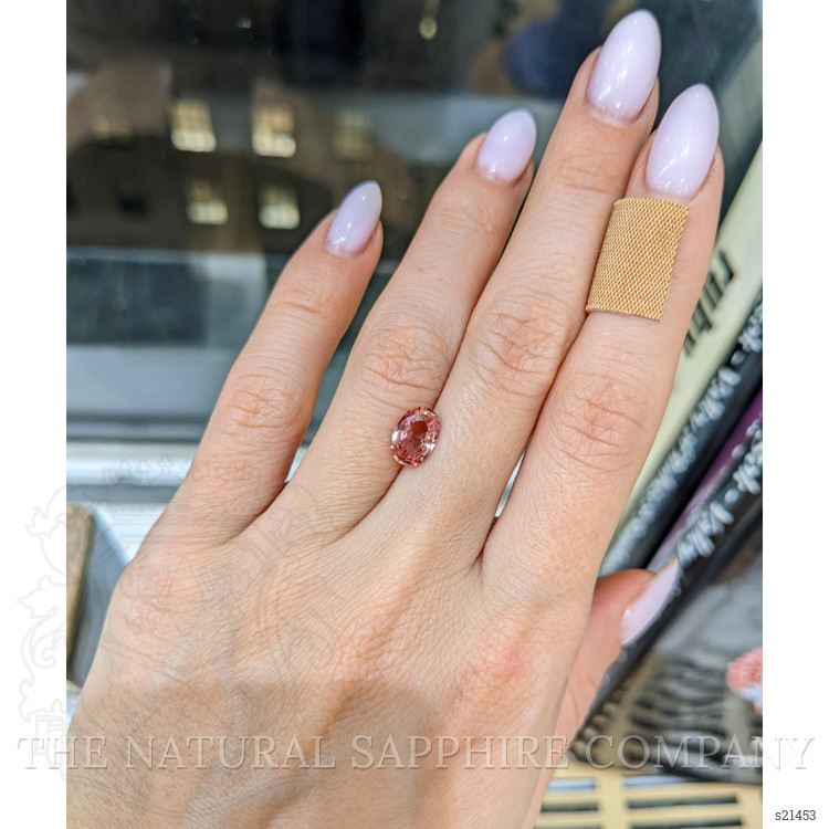 1.68 Ct. Padparadscha Sapphire from Ceylon (Sri Lanka)