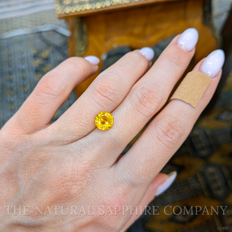 2.08 Ct. Yellow Sapphire from Ceylon (Sri Lanka)