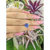 2.51 Ct. Blue Sapphire from Ceylon (Sri Lanka) Life Style