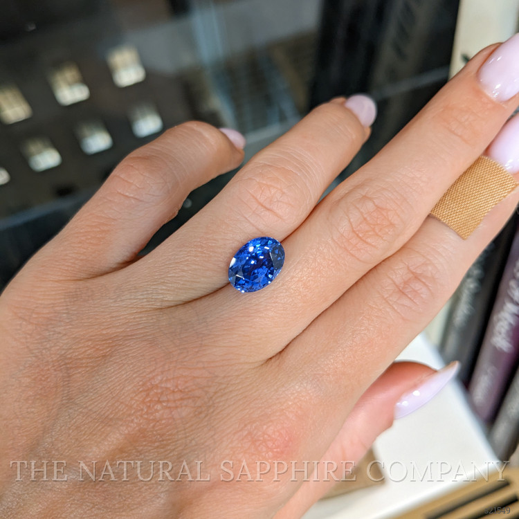 5.01 Ct. Blue Sapphire from Ceylon (Sri Lanka)