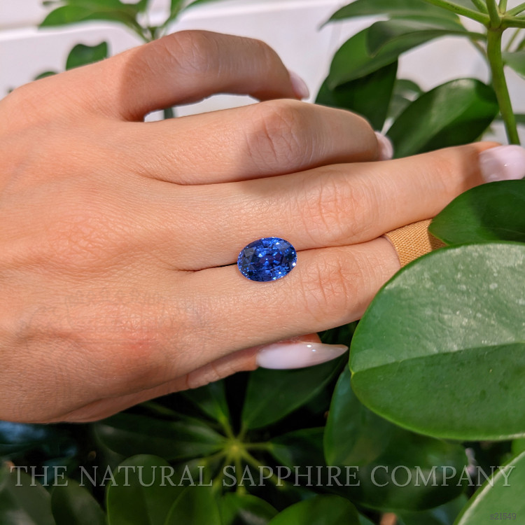 5.01 Ct. Blue Sapphire from Ceylon (Sri Lanka)