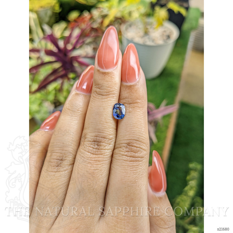 1.43 Ct. Bi Color Sapphire from Ceylon (Sri Lanka)